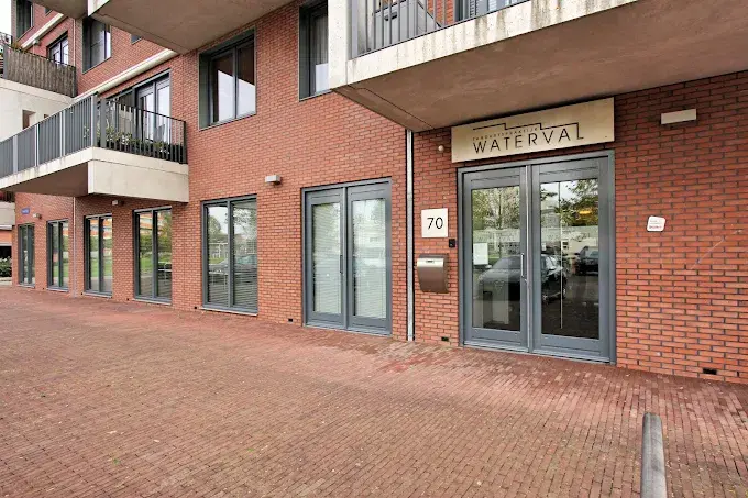 Eezy Almere